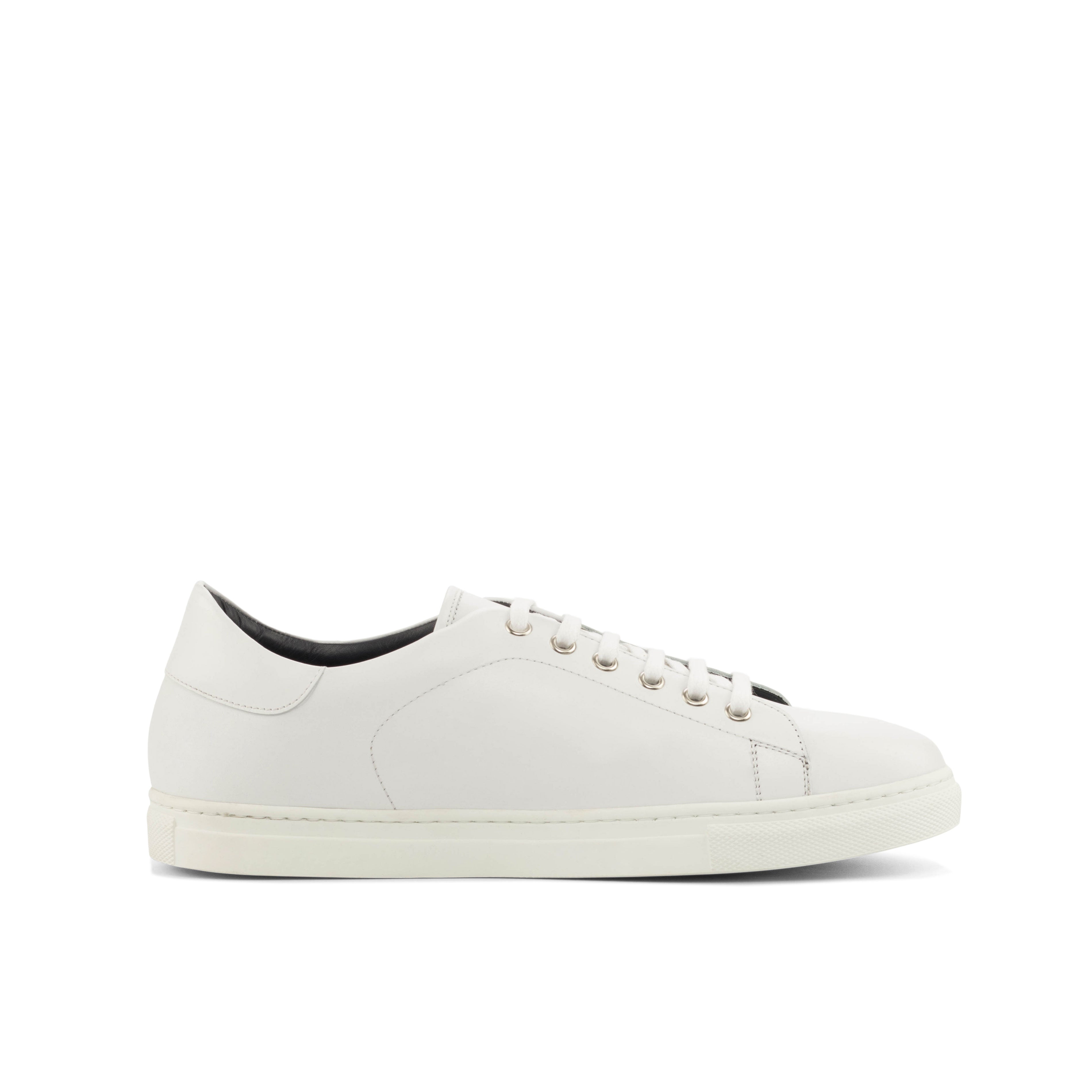 Kickabout (White)