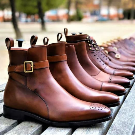 Finding Your Perfect Pair: The Best Dress Boots for Men