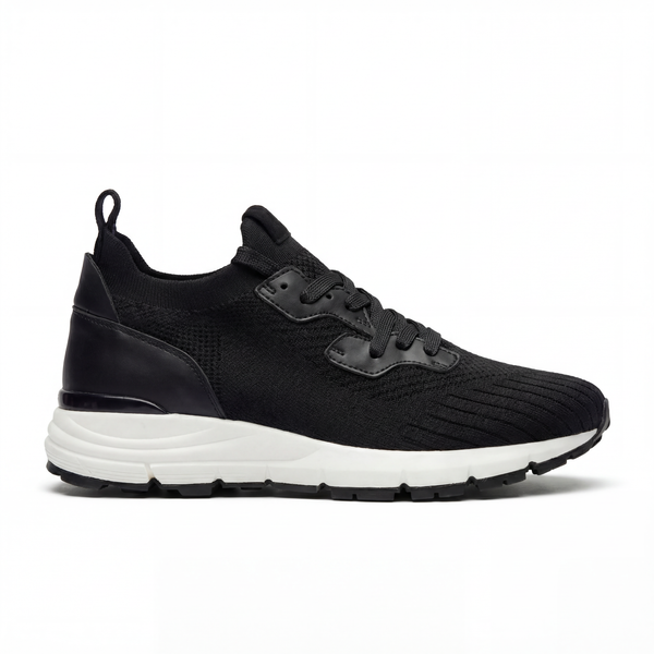 The Voyage Knit Sneakers (Black)