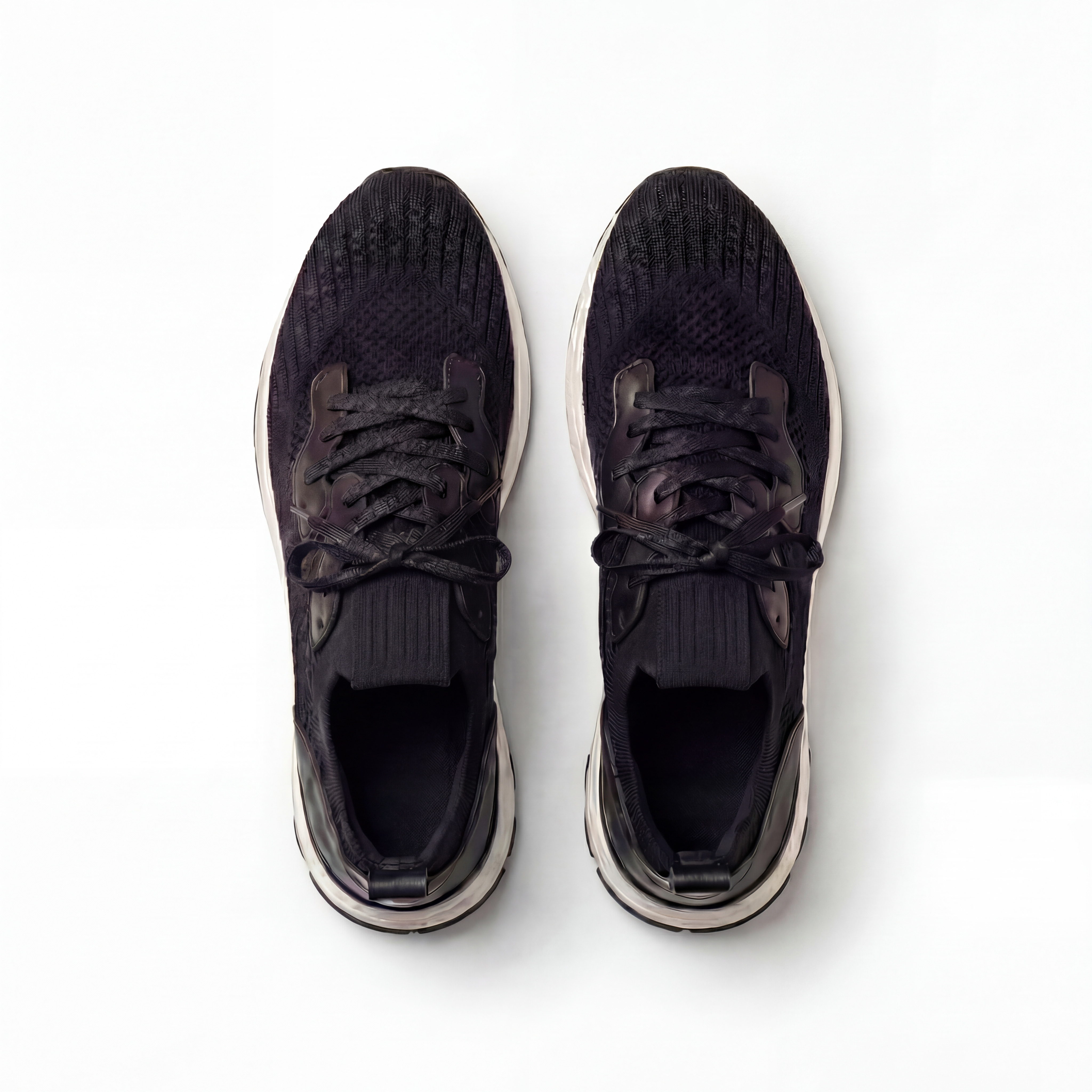 The Voyage Knit Sneakers (Black)